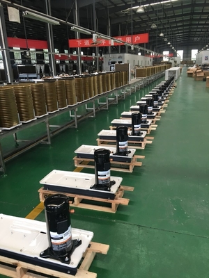 pompe à chaleur de source d'air du CO2 30kW à la température de l'eau de sortie au sujet de 80°C